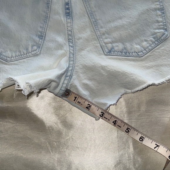 Universal Thread 3” Light Vintage Wash Denim Cutoff Shorts Hi Rise Stretch Sz 26 - Picture 13 of 14